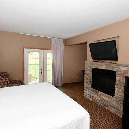 Cobblestone Inn & Suites - Denison | Majestic Hills Ngoại thất bức ảnh