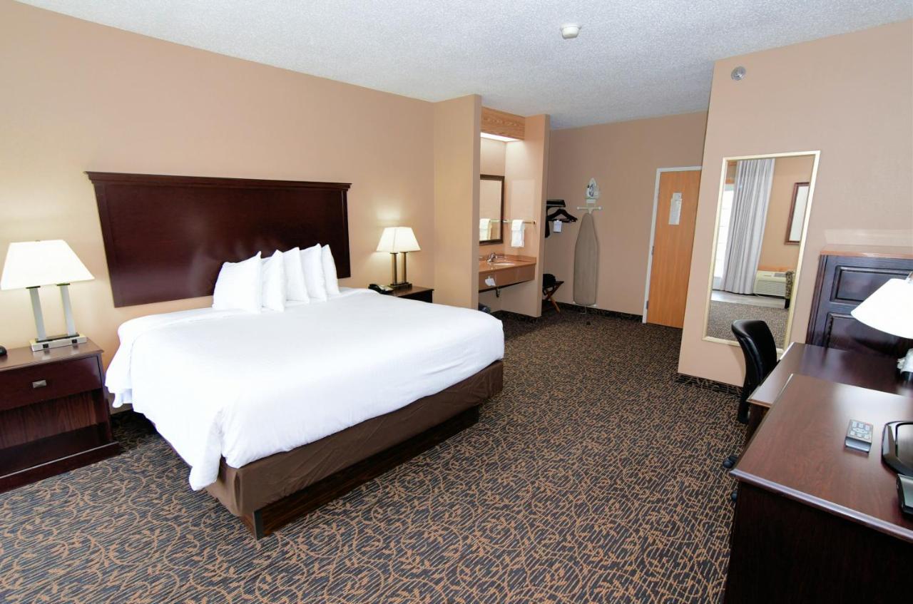 Cobblestone Inn & Suites - Denison | Majestic Hills Ngoại thất bức ảnh