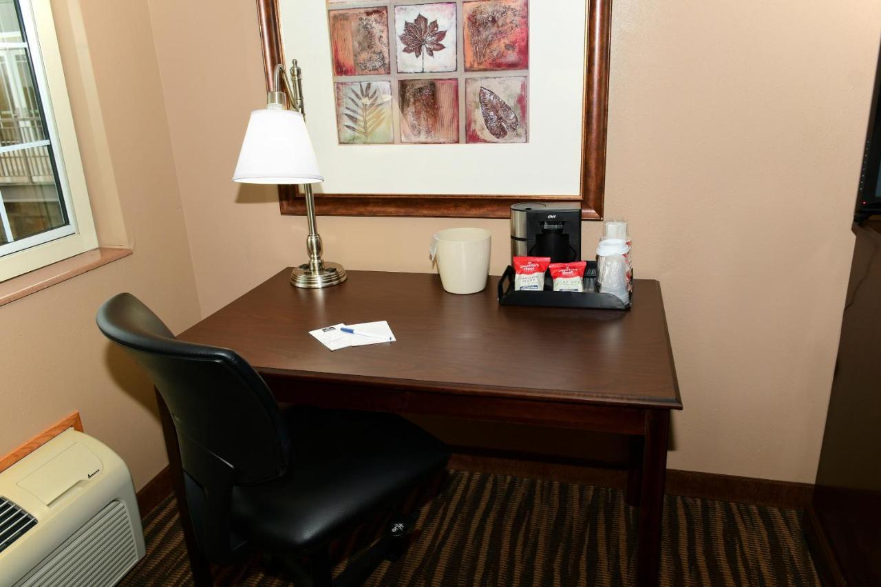 Cobblestone Inn & Suites - Denison | Majestic Hills Ngoại thất bức ảnh