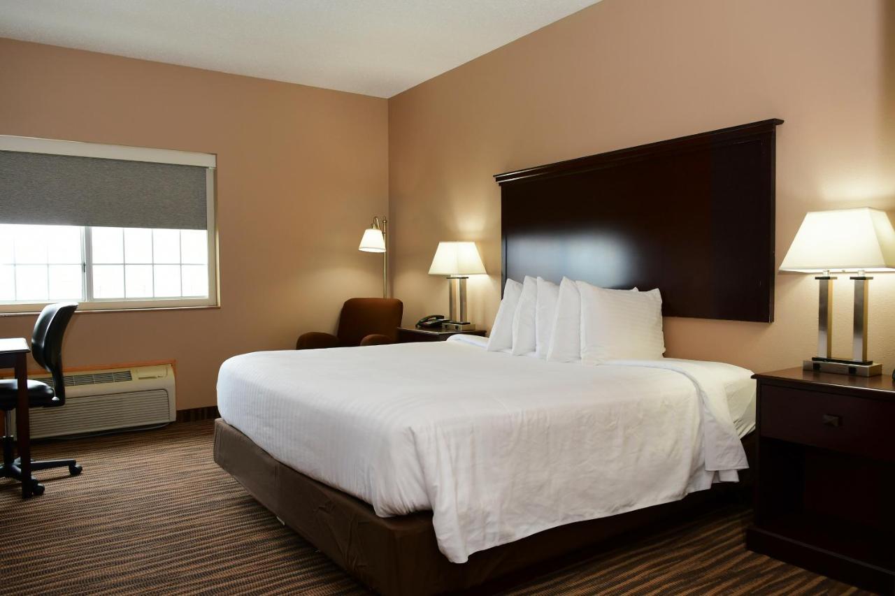 Cobblestone Inn & Suites - Denison | Majestic Hills Ngoại thất bức ảnh