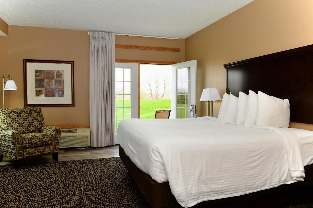 Cobblestone Inn & Suites - Denison | Majestic Hills Ngoại thất bức ảnh